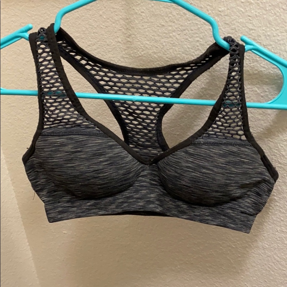 padded sports bra